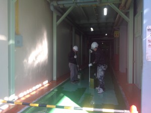 通路塗装