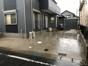 西三河駐車場土間コケ落とし