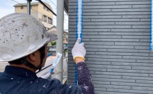 愛知県西三河東三河西尾市外壁塗装工事ベランダ防水工事アステック超低汚染遮熱シリコン塗装ニュートラルホワイトアクセント壁ヤララブラウンベランダ床FRP保護仕上げメンテナンス色褪せ傷み汚れ外壁塗装施工手順シーリング