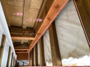 内部　雨漏り　シミ
