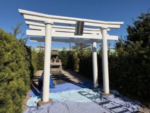 鳥居　錆止め完了